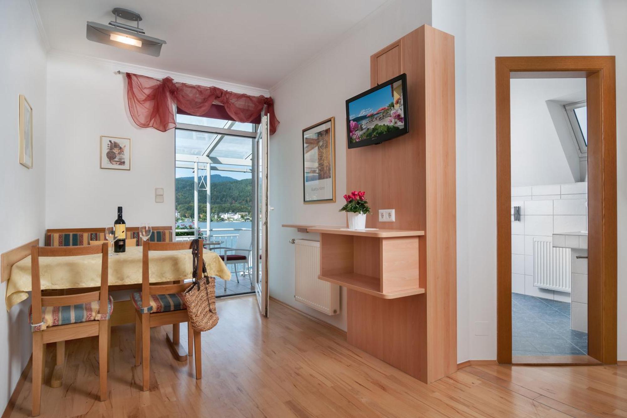 Appartements Schwarzvilla Velden am Wörthersee Exterior foto