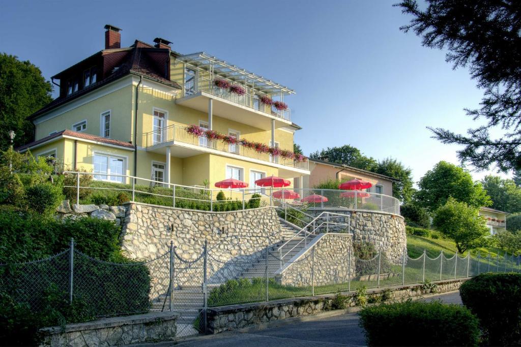 Appartements Schwarzvilla Velden am Wörthersee Exterior foto