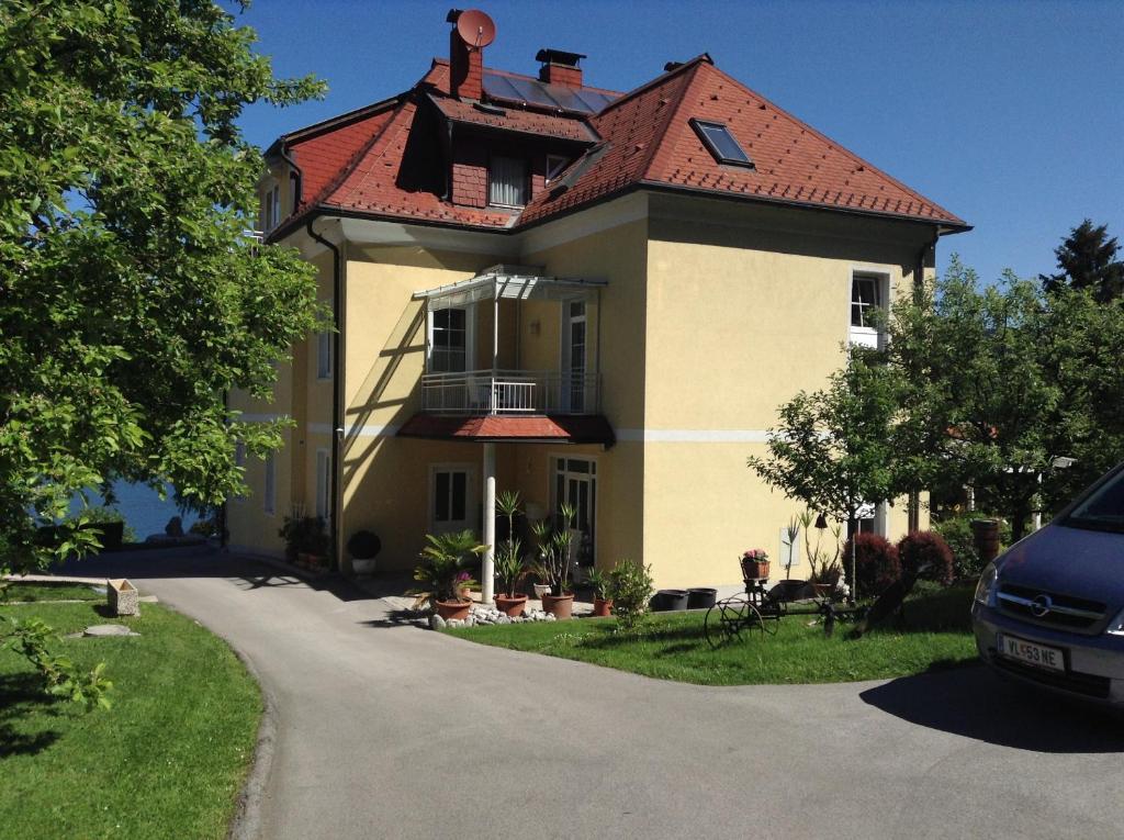 Appartements Schwarzvilla Velden am Wörthersee Exterior foto