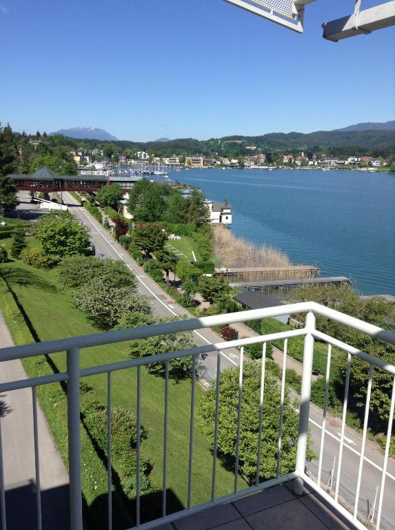 Appartements Schwarzvilla Velden am Wörthersee Zimmer foto