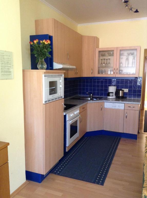 Appartements Schwarzvilla Velden am Wörthersee Zimmer foto